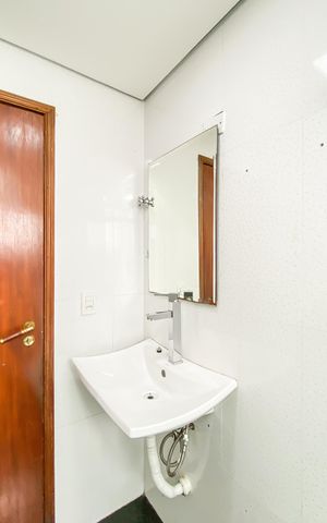 Apartamento para alugar com 50m², 2 quartos e 1 vaga Apartamento para alugar com 50m², 2 quartos e 1 vagaBanheiro