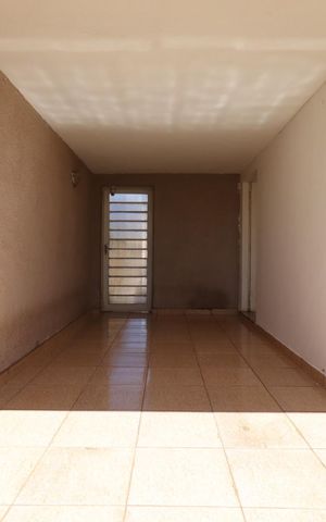 Casa para alugar com 280m², 2 quartos e 1 vaga Casa para alugar com 280m², 2 quartos e 1 vagaGaragem