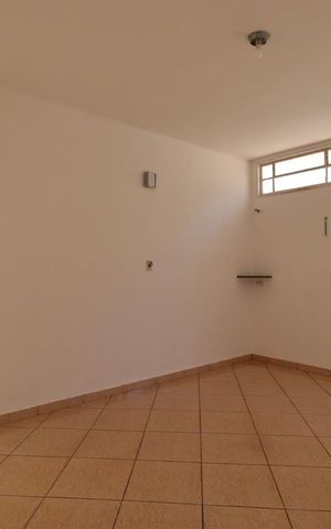 Casa para alugar com 280m², 2 quartos e 1 vaga Casa para alugar com 280m², 2 quartos e 1 vagaSala de Jantar