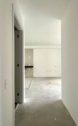 Apartamento à venda com 65m², 2 quartos e 1 vagaCorredor