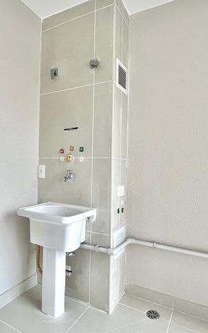 Apartamento à venda com 65m², 2 quartos e 1 vagaÁrea de Serviço