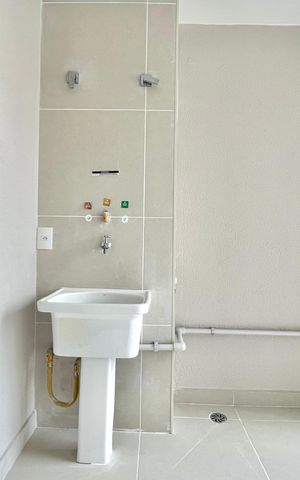 Apartamento à venda com 65m², 2 quartos e 1 vagaÁrea de Serviço