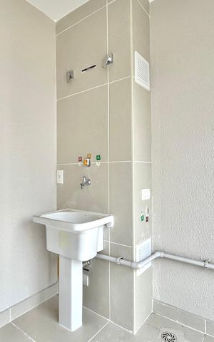 Apartamento à venda com 65m², 2 quartos e 1 vagaÁrea de Serviço