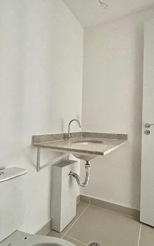Apartamento à venda com 65m², 2 quartos e 1 vagaBanheiro Corredor