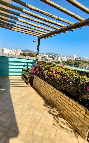 Apartamento à venda com 167m², 3 quartos e 2 vagas Apartamento à venda com 167m², 3 quartos e 2 vagasVaranda