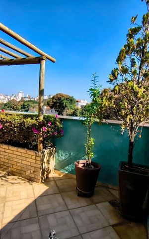 Apartamento à venda com 167m², 3 quartos e 2 vagas Apartamento à venda com 167m², 3 quartos e 2 vagasVaranda