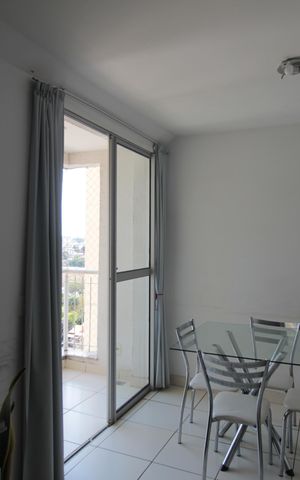 Apartamento para alugar com 75m², 2 quartos e 1 vagaSala