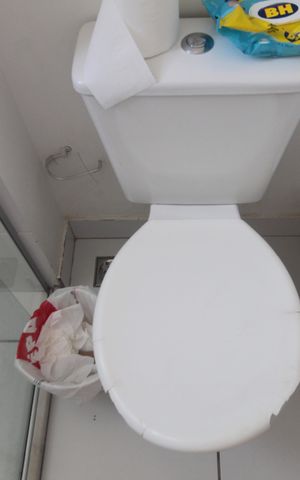 Apartamento para alugar com 75m², 2 quartos e 1 vagaBanheiro da Suite