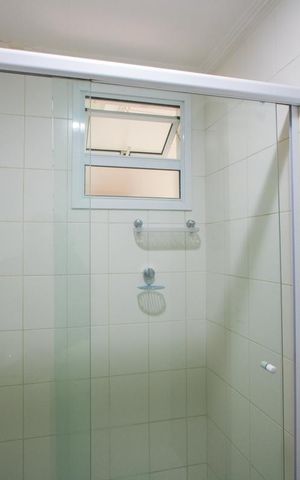 Apartamento para alugar com 97m², 3 quartos e 2 vagas Apartamento para alugar com 97m², 3 quartos e 2 vagasBanheiro do quarto 1