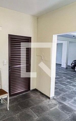 Casa à venda com 378m², 4 quartos e 5 vagasGaragem
