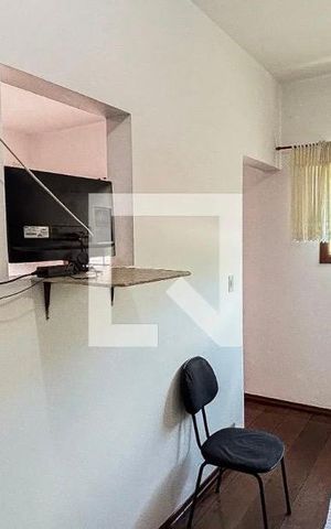 Casa à venda com 378m², 4 quartos e 5 vagasQuarto