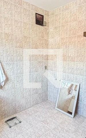 Casa à venda com 378m², 4 quartos e 5 vagasBanheiro