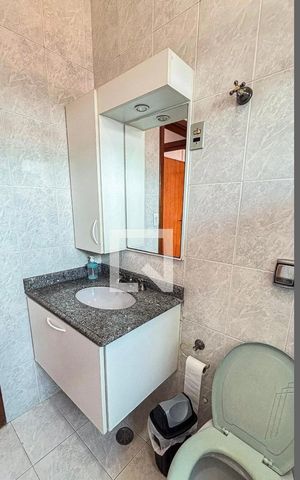 Casa à venda com 378m², 4 quartos e 5 vagasBanheiro