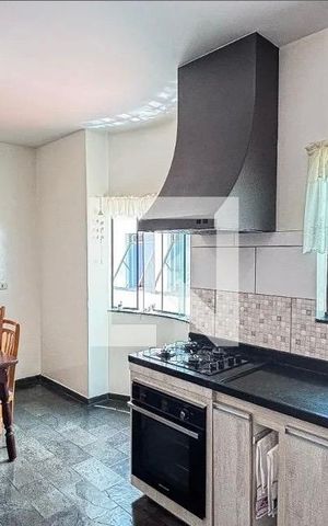 Casa à venda com 378m², 4 quartos e 5 vagasCozinha