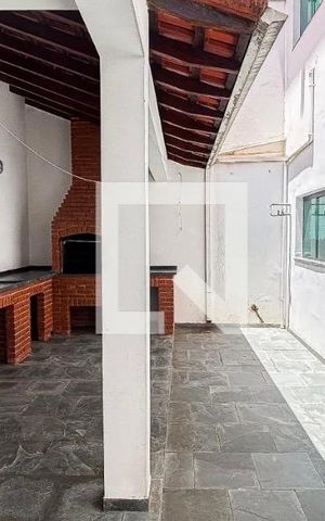 Casa à venda com 378m², 4 quartos e 5 vagasÁrea externa
