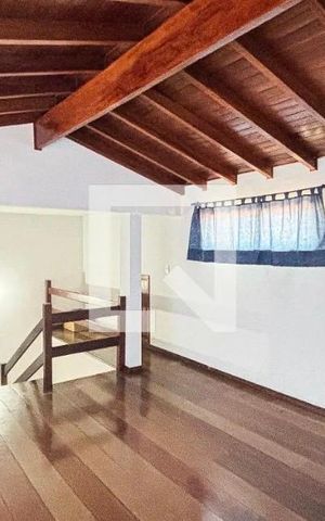 Casa à venda com 378m², 4 quartos e 5 vagasÁ rea Comum