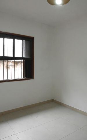 Casa à venda com 180m², 2 quartos e 2 vagas Casa à venda com 180m², 2 quartos e 2 vagasQuarto 2