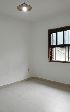 Casa à venda com 180m², 2 quartos e 2 vagas Casa à venda com 180m², 2 quartos e 2 vagasQuarto 2