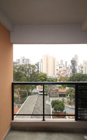 Apartamento para alugar com 44m², 2 quartos e 1 vagaSala - Varanda
