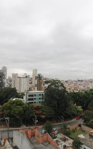 Apartamento para alugar com 44m², 2 quartos e 1 vagaSala - Varanda