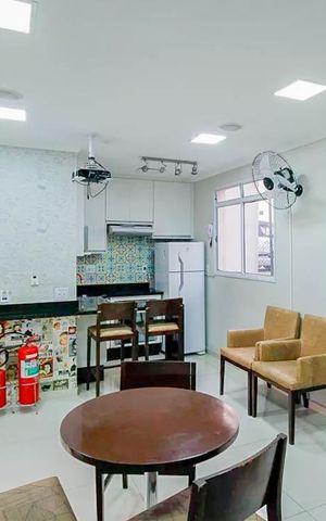 Apartamento para alugar com 49m², 2 quartos e 1 vaga Apartamento para alugar com 49m², 2 quartos e 1 vagaÁrea comum - Salão de festas