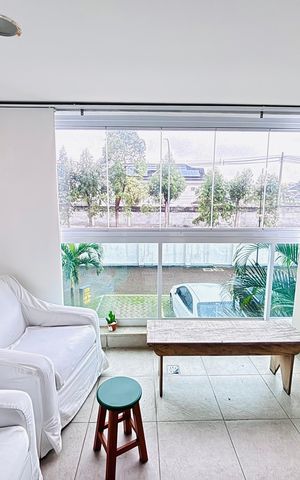 Apartamento para alugar com 70m², 2 quartos e 1 vaga Apartamento para alugar com 70m², 2 quartos e 1 vagaVaranda