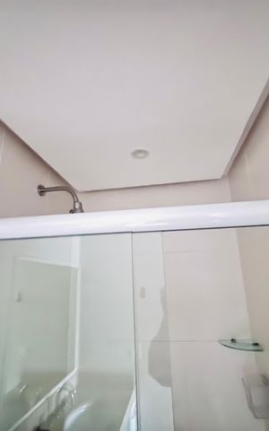 Apartamento para alugar com 70m², 2 quartos e 1 vaga Apartamento para alugar com 70m², 2 quartos e 1 vagaBanheiro do Quarto 1