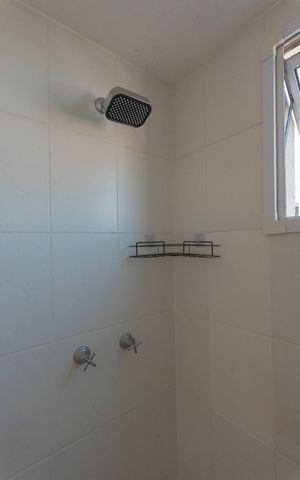 Apartamento à venda com 68m², 2 quartos e 2 vagas Apartamento à venda com 68m², 2 quartos e 2 vagasBanheiro da Suíte