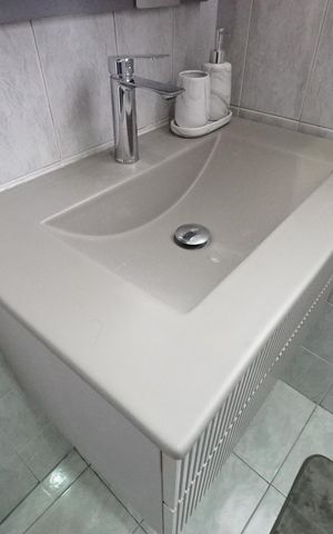 Casa à venda com 277m², 2 quartos e 2 vagasBanheiro