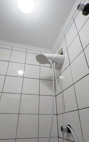 Casa à venda com 277m², 2 quartos e 2 vagasBanheiro de serviço