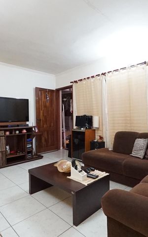 Casa à venda com 277m², 2 quartos e 2 vagasSala Casa2