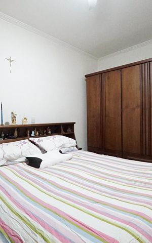 Casa à venda com 277m², 2 quartos e 2 vagasQuarto casa2