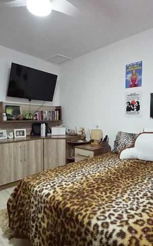 Casa à venda com 277m², 2 quartos e 2 vagasQuarto1
