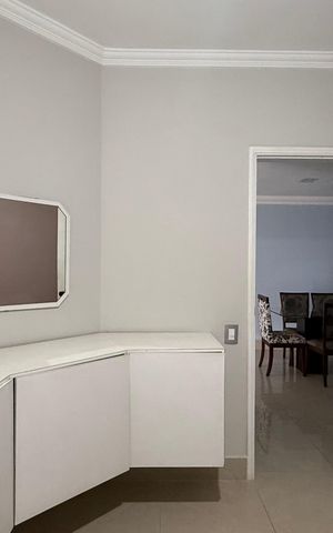 Apartamento para alugar com 145m², 4 quartos e 2 vagas Apartamento para alugar com 145m², 4 quartos e 2 vagasQuarto