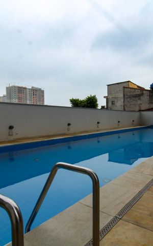 Apartamento para alugar com 42m², 2 quartos e 1 vaga Apartamento para alugar com 42m², 2 quartos e 1 vagaÁrea comum - Piscina