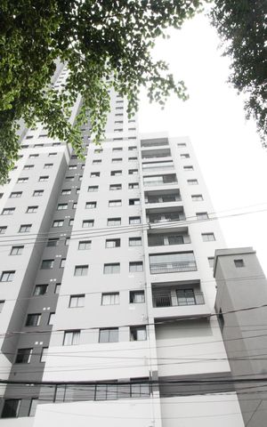 Apartamento para alugar com 42m², 2 quartos e 1 vaga Apartamento para alugar com 42m², 2 quartos e 1 vagaFachada