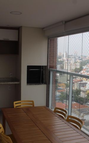 Apartamento para alugar com 97m², 3 quartos e 2 vagasVaranda