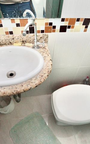 Casa de condomínio para alugar com 80m², 2 quartos e 1 vaga Casa de condomínio para alugar com 80m², 2 quartos e 1 vagaBanheiro da Suíte