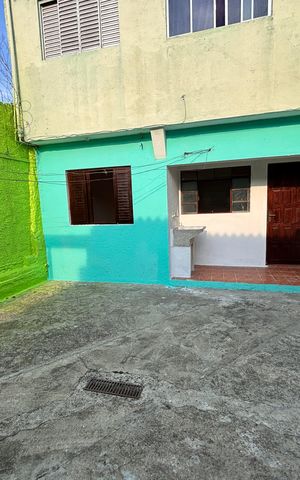 Casa para alugar com 40m², 2 quartos e sem vagaQuintal