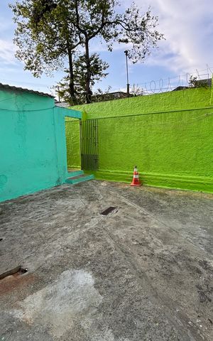 Casa para alugar com 40m², 2 quartos e sem vagaQuintal