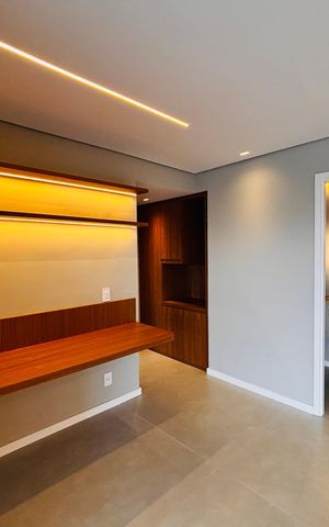 Apartamento à venda com 90m², 2 quartos e 2 vagasSala