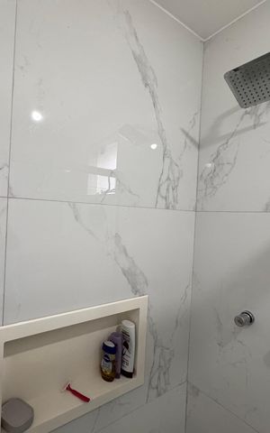 Casa de condomínio para alugar com 280m², 3 quartos e 2 vagas Casa de condomínio para alugar com 280m², 3 quartos e 2 vagasSuíte 2 - Banheiro