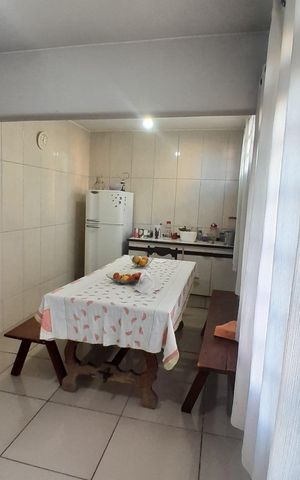 Casa à venda com 195m², 4 quartos e 2 vagasCozinha