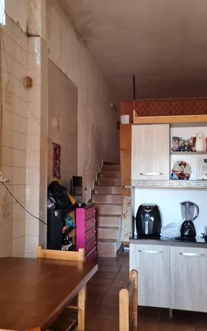 Casa à venda com 186m², 3 quartos e 2 vagas Casa à venda com 186m², 3 quartos e 2 vagasCozinha 3