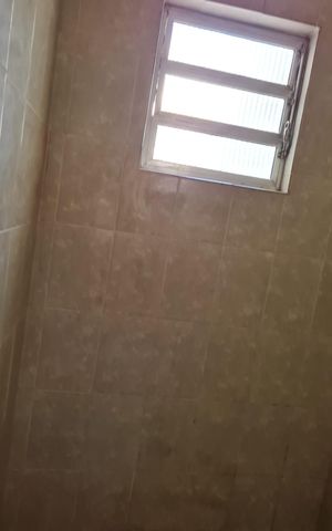 Casa à venda com 186m², 3 quartos e 2 vagas Casa à venda com 186m², 3 quartos e 2 vagasBanheiro 1