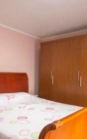 Casa à venda com 180m², 3 quartos e 2 vagasQuarto