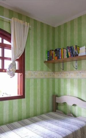 Casa à venda com 180m², 3 quartos e 2 vagasQuarto