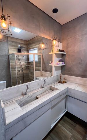 Casa de condomínio à venda com 157m², 3 quartos e 4 vagas Casa de condomínio à venda com 157m², 3 quartos e 4 vagasBanheiro