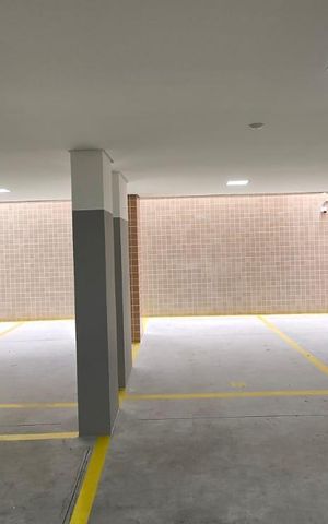 Apartamento para alugar com 30m², 1 quarto e 1 vaga Apartamento para alugar com 30m², 1 quarto e 1 vagaGaragem