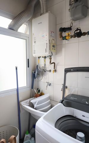 Apartamento à venda com 80m², 2 quartos e 2 vagasCozinha e Área de Serviço